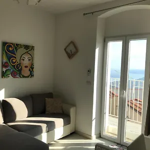 Apartament Giorgiada Luxury, Castelmola